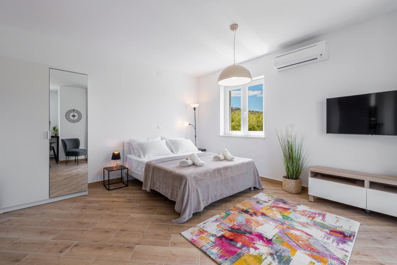 Villa Gold Residence 2 مْليني المظهر الخارجي الصورة